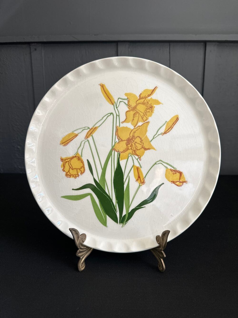 Vintage 1950s Daffodil Cake Plate Serving Plate with Crazing